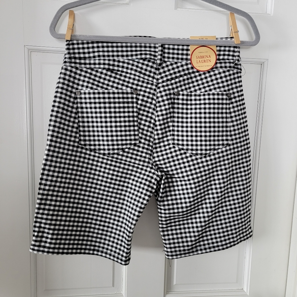 NWT checkered pin-up style shorts - Picture 8 of 9